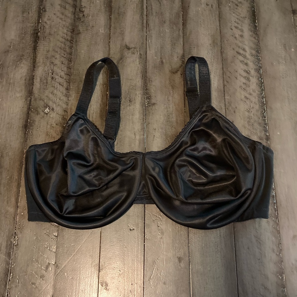 NWOT Reveal lingerie 42DD black underwire bra
